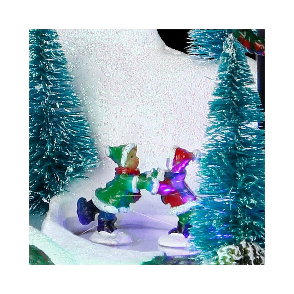 VILLAGE DE NOEL À PILES ÉGLISE AVEC ENFANTS (1)
